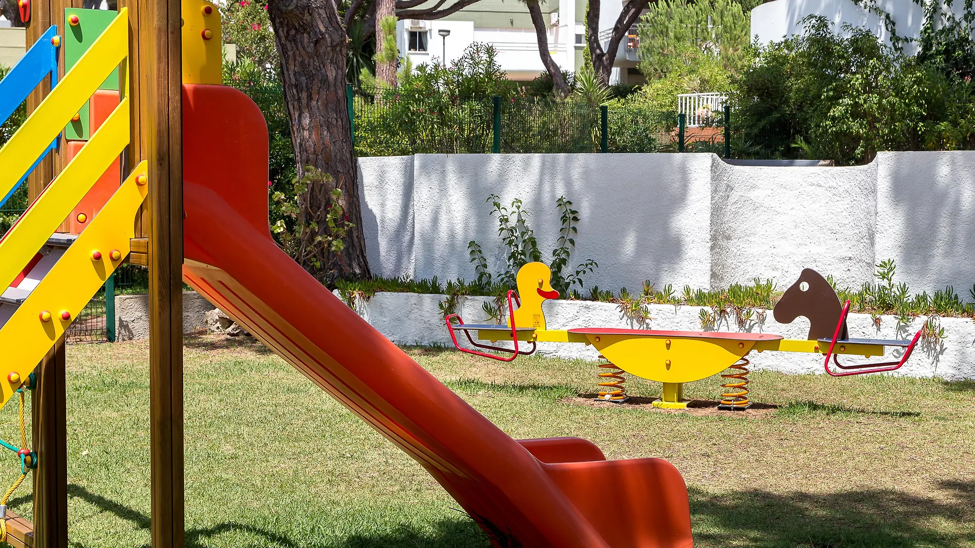 Apartamentos Turisticos Pinhal Da Marina Βιλαμούρα